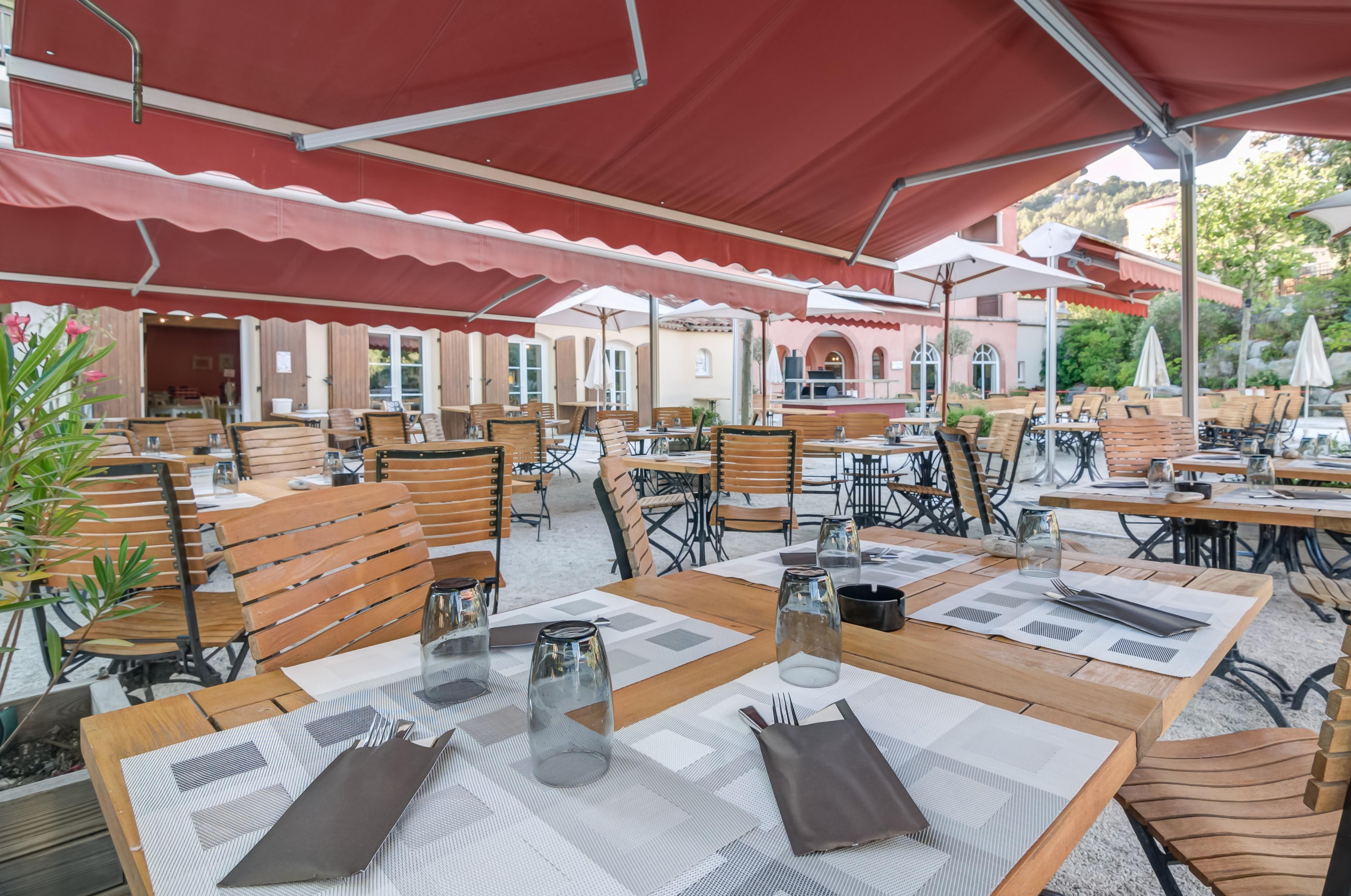 Village Pierre & Vacances Le Rouret Grospierres Zewnętrze zdjęcie