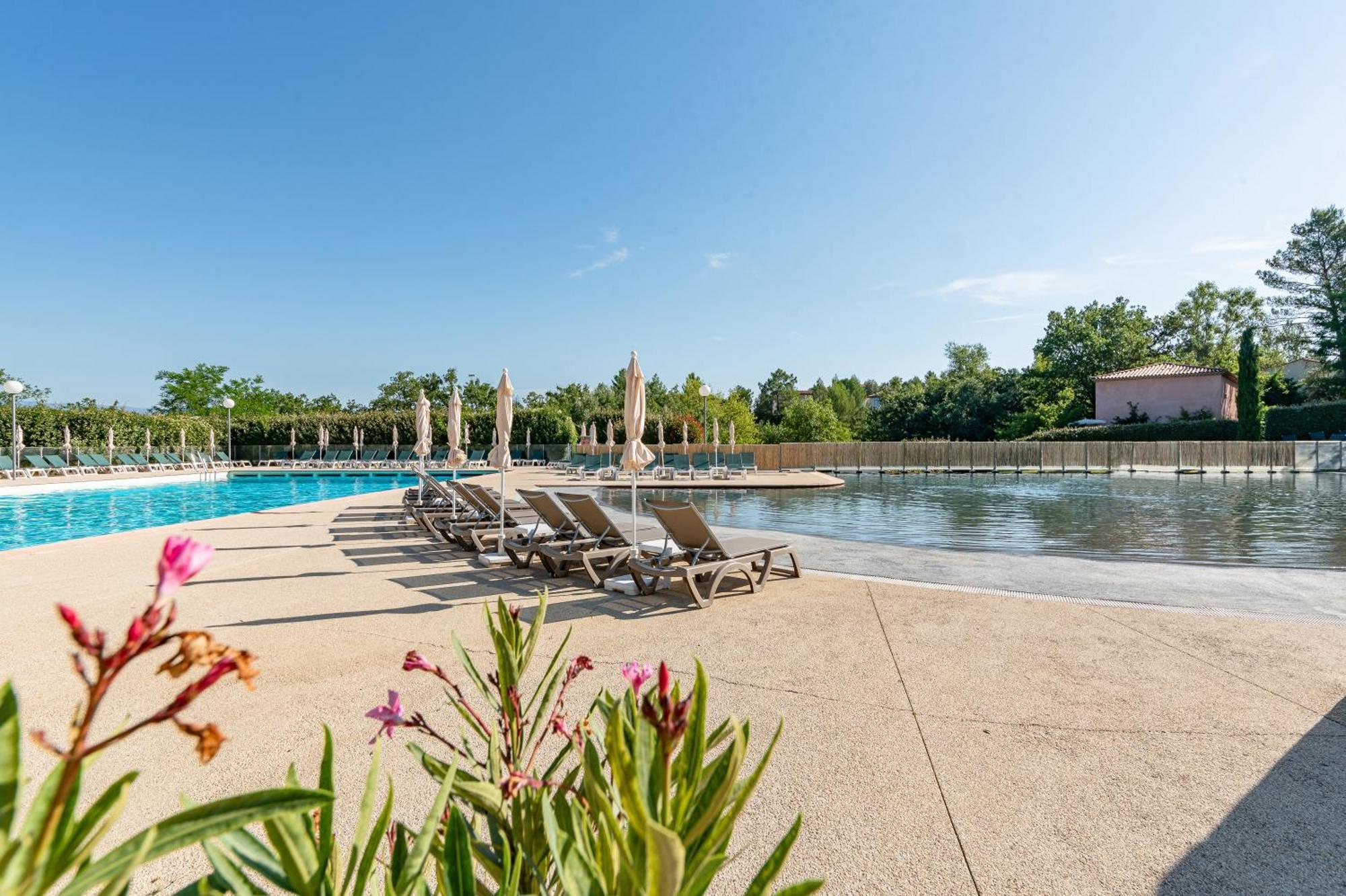 Village Pierre & Vacances Le Rouret Grospierres Zewnętrze zdjęcie